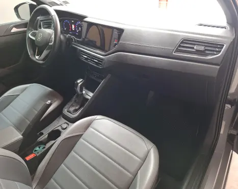 VOLKSWAGEN Nivus 1.0 4P FLEX 200 TSI HIGHLINE TURBO AUTOM�TICO, Foto 9