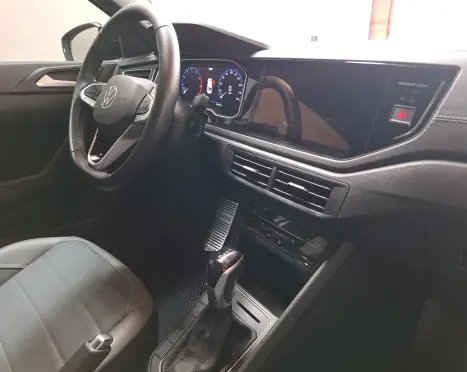 VOLKSWAGEN Nivus 1.0 4P FLEX 200 TSI HIGHLINE TURBO AUTOM�TICO, Foto 10