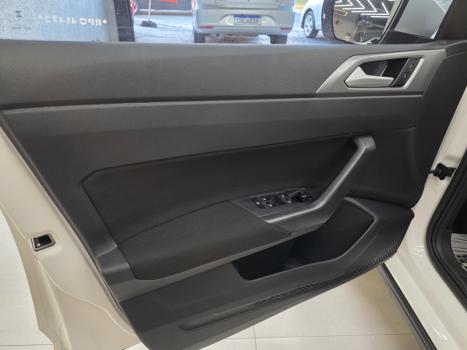 VOLKSWAGEN Nivus 1.0 4P FLEX 200 TSI COMFORTLINE TURBO AUTOM�TICO, Foto 8