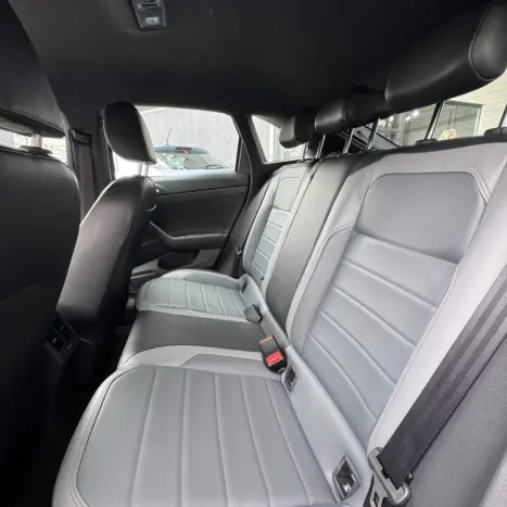 VOLKSWAGEN Nivus 1.0 4P FLEX 200 TSI HIGHLINE TURBO AUTOM�TICO, Foto 11