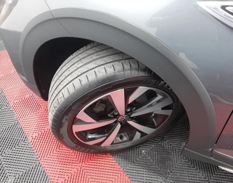 VOLKSWAGEN Nivus 1.0 4P FLEX 200 TSI HIGHLINE TURBO AUTOM�TICO, Foto 3