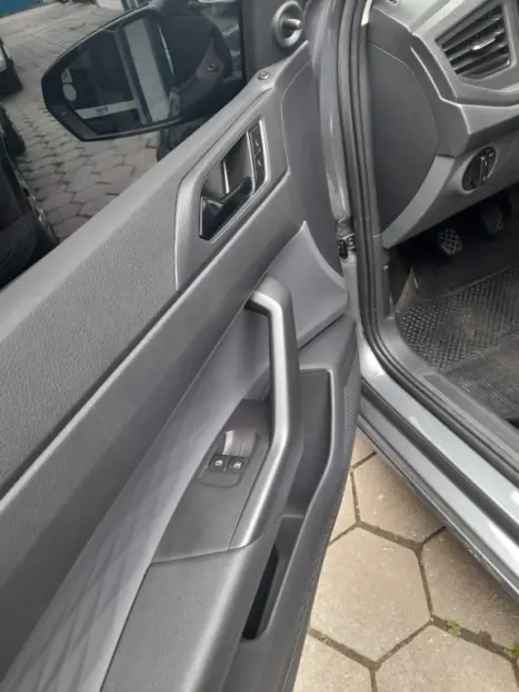 VOLKSWAGEN Polo Hatch 1.0 4P MPI TRACK, Foto 10