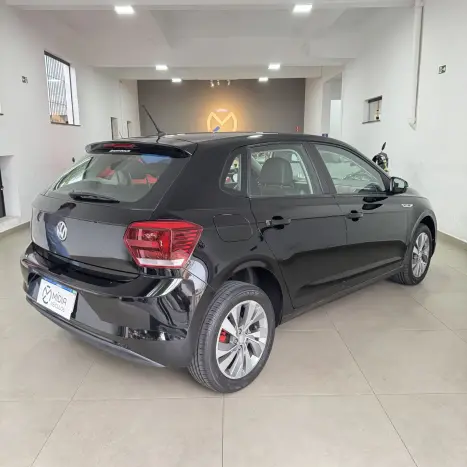 VOLKSWAGEN Polo Hatch 1.0 12V 4P 200 TSI  COMFORTLINE AUTOMÁTICO, Foto 8 VOLKSWAGEN Polo Hatch 1.0 12V 4P 200 TSI  COMFORTLINE AUTOMÁTICO, Foto 8