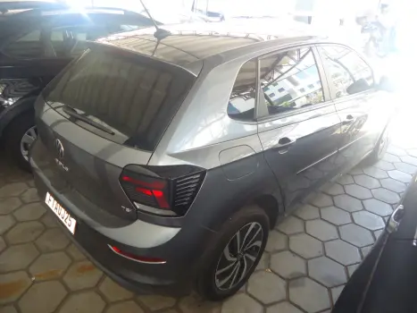 VOLKSWAGEN Polo Hatch 1.0 12V 4P 200 TSI HIGHLINE AUTOM�TICO, Foto 3