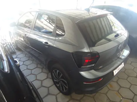 VOLKSWAGEN Polo Hatch 1.0 12V 4P 200 TSI HIGHLINE AUTOM�TICO, Foto 4