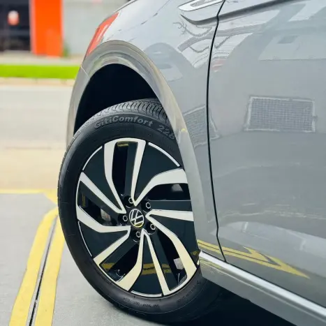 VOLKSWAGEN Polo Hatch 1.0 4P 170 TSI HIGHLINE AUTOM�TICO, Foto 13