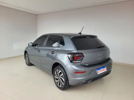 VOLKSWAGEN Polo Hatch 1.0 12V 4P 200 TSI  COMFORTLINE AUTOM�TICO, Foto 5