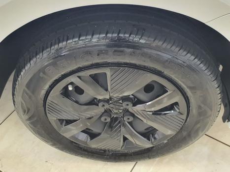 VOLKSWAGEN Polo Hatch 1.0 4P MPI TRACK ROCK IN ROCK, Foto 9