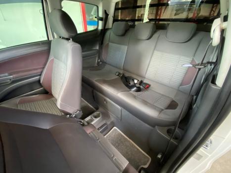 VOLKSWAGEN Saveiro 1.6 G6 HIGHLINE CABINE DUPLA FLEX, Foto 6 VOLKSWAGEN Saveiro 1.6 G6 HIGHLINE CABINE DUPLA FLEX, Foto 6