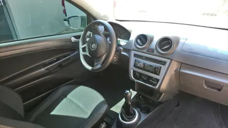 VOLKSWAGEN Saveiro 1.6 G7 CABINE SIMPLES ROBUST FLEX, Foto 5