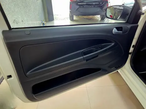 VOLKSWAGEN Saveiro 1.6 16V FLEX MSI ROBUST CABINE SIMPLES, Foto 8