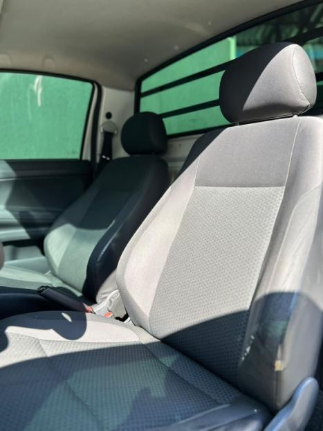 VOLKSWAGEN Saveiro 1.6 16V FLEX MSI ROBUST CABINE SIMPLES, Foto 7