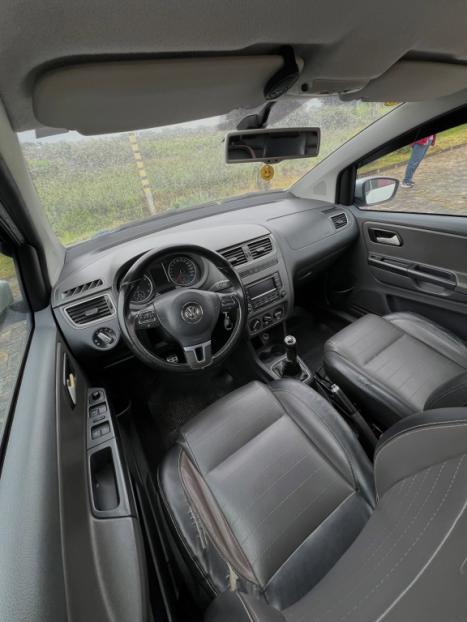 VOLKSWAGEN Space Cross 1.6 4P FLEX, Foto 10