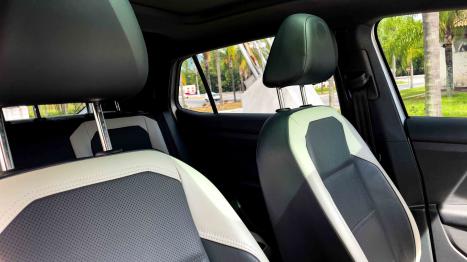 VOLKSWAGEN T-Cross 1.4 4P 250 TSI FLEX HIGHLINE AUTOM�TICO, Foto 15