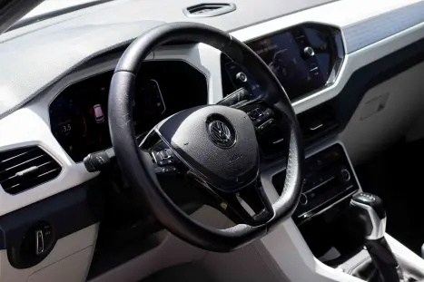 VOLKSWAGEN T-Cross 1.4 4P 250 TSI FLEX HIGHLINE AUTOM�TICO, Foto 7