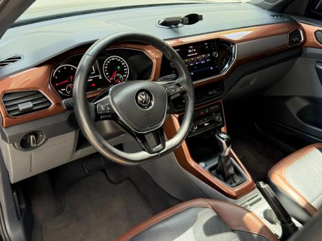 VOLKSWAGEN T-Cross 1.0 4P 200 TSI FLEX COMFORTLINE AUTOM�TICO, Foto 6