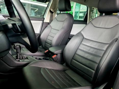 VOLKSWAGEN Taos 1.4 16V 4P FLEX 250 TSI COMFORTLINE AUTOM�TICO, Foto 6