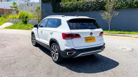 VOLKSWAGEN Taos 1.4 16V 4P FLEX 250 TSI HIGHLINE AUTOM�TICO, Foto 7