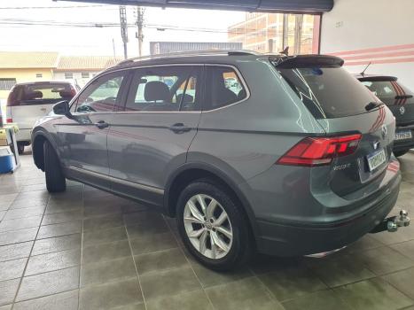 VOLKSWAGEN Tiguan 1.4 250 TSI TOTAL FLEX ALLSPACE TURBO AUTOM�TICO TIPTRONIC, Foto 4