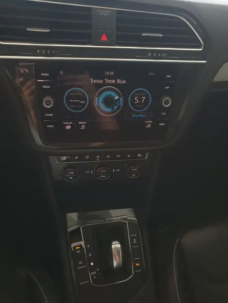 VOLKSWAGEN Tiguan 1.4 250 TSI TOTAL FLEX ALLSPACE TURBO AUTOM�TICO TIPTRONIC, Foto 14