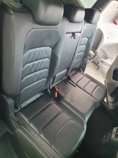 VOLKSWAGEN Tiguan 1.4 250 TSI TOTAL FLEX ALLSPACE TURBO AUTOM�TICO TIPTRONIC, Foto 16