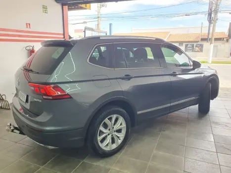 VOLKSWAGEN Tiguan 1.4 250 TSI TOTAL FLEX ALLSPACE TURBO AUTOM�TICO TIPTRONIC, Foto 20
