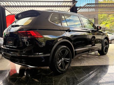 VOLKSWAGEN Tiguan 2.0 350 TSI TOTAL FLEX ALLSPACE R-LINE 4-MOTION TURBO AUTOM�TICO DSG, Foto 4