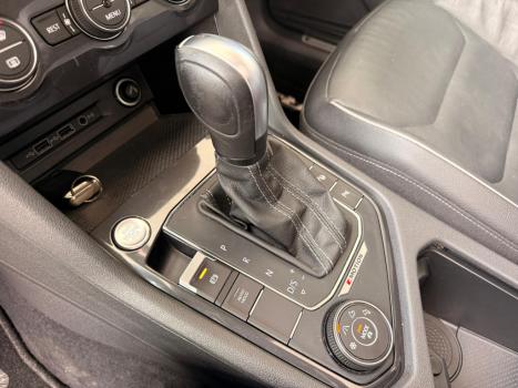 VOLKSWAGEN Tiguan 2.0 350 TSI TOTAL FLEX ALLSPACE R-LINE 4-MOTION TURBO AUTOM�TICO DSG, Foto 9