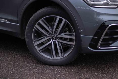 VOLKSWAGEN Tiguan 2.0 350 TSI TOTAL FLEX ALLSPACE R-LINE 4-MOTION TURBO AUTOM�TICO DSG, Foto 7