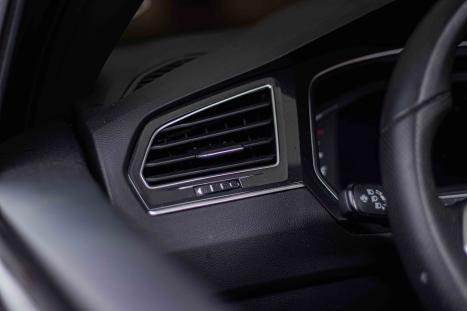 VOLKSWAGEN Tiguan 2.0 350 TSI TOTAL FLEX ALLSPACE R-LINE 4-MOTION TURBO AUTOM�TICO DSG, Foto 22