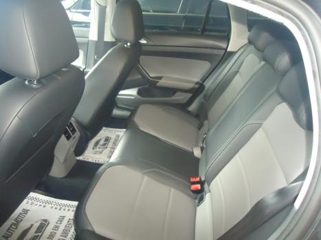 VOLKSWAGEN Virtus 1.0 4P 200 TSI FLEX HIGHLINE AUTOM�TICO, Foto 4