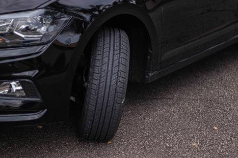 VOLKSWAGEN Virtus 1.0 4P 200 TSI FLEX COMFORTLINE AUTOM�TICO, Foto 6