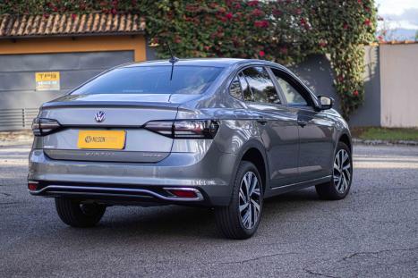 VOLKSWAGEN Virtus 1.0 4P 200 TSI FLEX HIGHLINE AUTOM�TICO, Foto 9