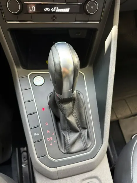 VOLKSWAGEN Virtus 1.0 4P 200 TSI FLEX HIGHLINE AUTOMÁTICO, Foto 4