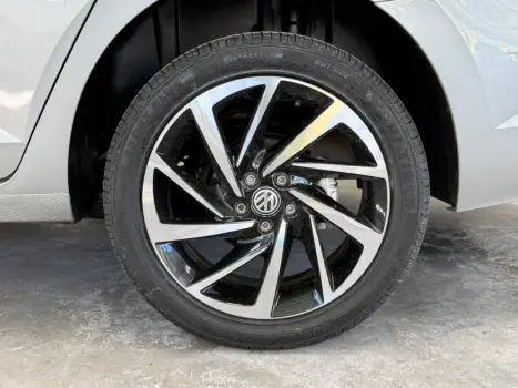 VOLKSWAGEN Virtus 1.0 4P 200 TSI FLEX HIGHLINE AUTOMÁTICO, Foto 5