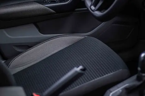 VOLKSWAGEN Virtus 1.0 4P 200 TSI FLEX COMFORTLINE AUTOMÁTICO, Foto 15