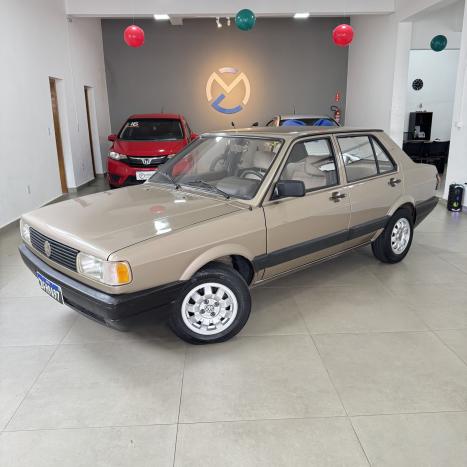 VOLKSWAGEN Voyage 1.8 4P GL, Foto 2