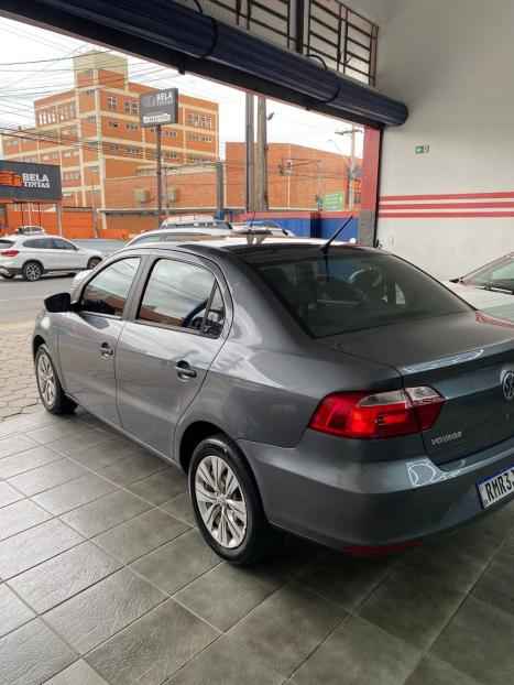 VOLKSWAGEN Voyage 1.6 4P FLEX, Foto 6