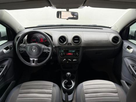 VOLKSWAGEN Voyage 1.6 4P FLEX HIGHLINE, Foto 4