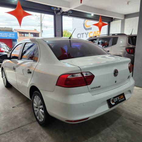 VOLKSWAGEN Voyage 1.6 4P FLEX MSI AUTOM�TICO, Foto 4