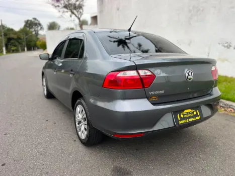 VOLKSWAGEN Voyage 1.6 4P FLEX, Foto 6