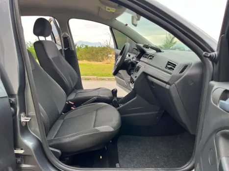 VOLKSWAGEN Voyage 1.6 4P FLEX, Foto 9