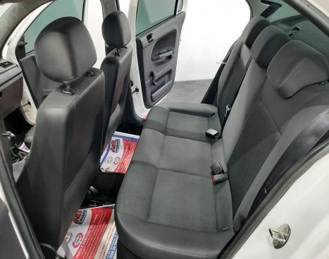 VOLKSWAGEN Voyage 1.0 4P FLEX, Foto 13
