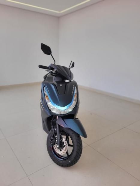 YAMAHA Fluo 125 ABS, Foto 2