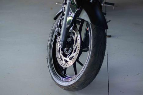 YAMAHA FZ 15 Fazer ABS, Foto 4
