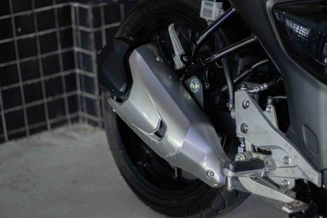YAMAHA FZ 15 Fazer ABS, Foto 6
