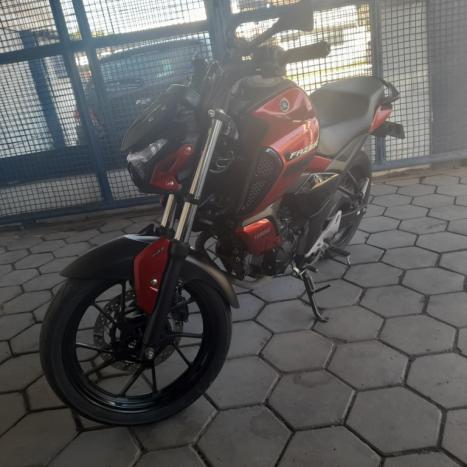 YAMAHA FZ 15 Fazer ABS, Foto 2