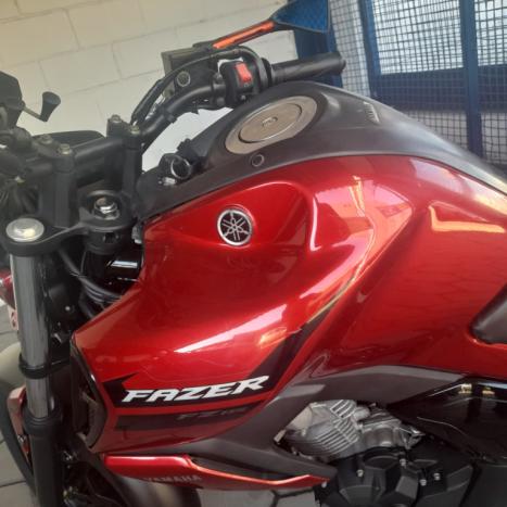 YAMAHA FZ 15 Fazer ABS, Foto 6