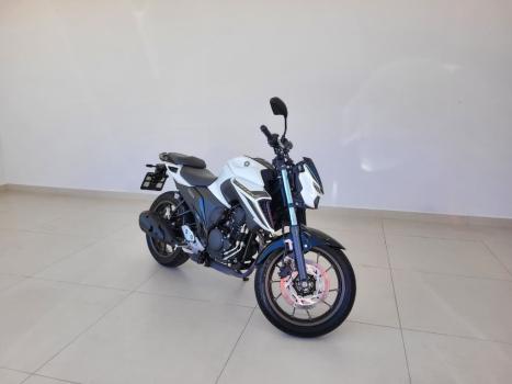 YAMAHA FZ 25 250 Fazer Flex , Foto 3