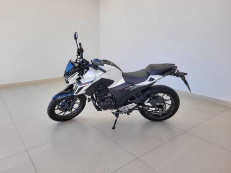 YAMAHA FZ 25 250 Fazer Flex , Foto 4